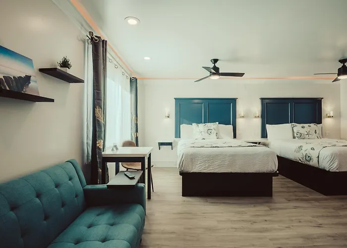 Blufftop Inn & Suites - Wharf/Restaurant District