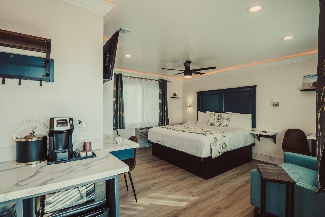 Blufftop & - Wharf/restaurant District Inn